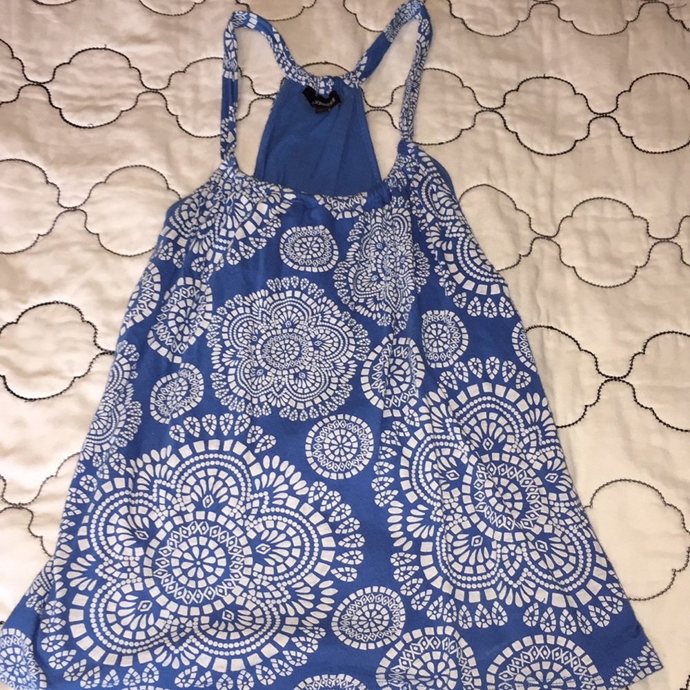 Blue and white tank